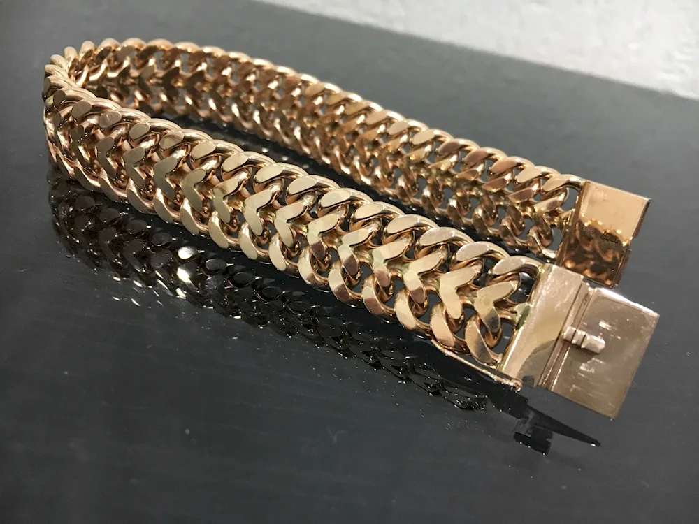 Italian python chain
